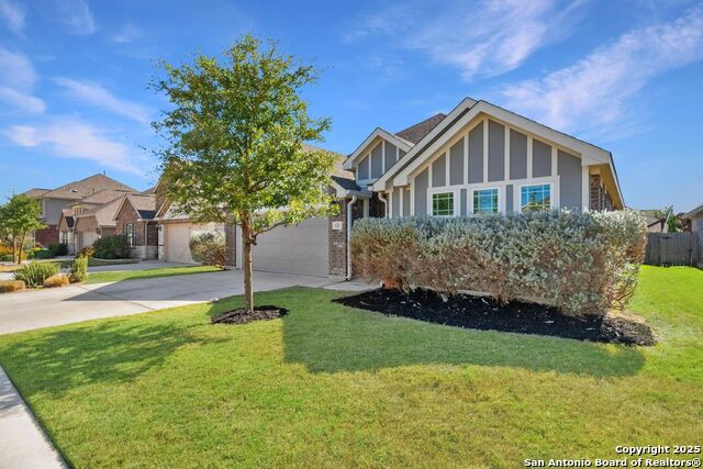 Image 2 of 32 For 122 Dovetail St