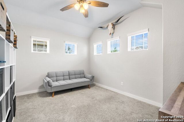 Image 7 of 32 For 122 Dovetail St