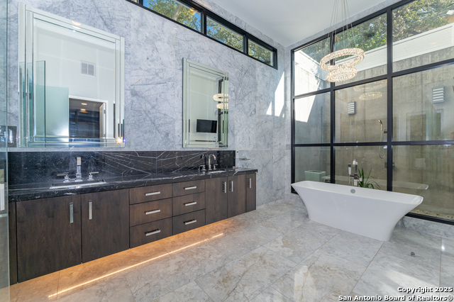 Image 12 of 30 For 100 Canterbury Hill