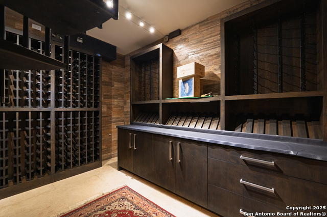 Image 17 of 30 For 100 Canterbury Hill