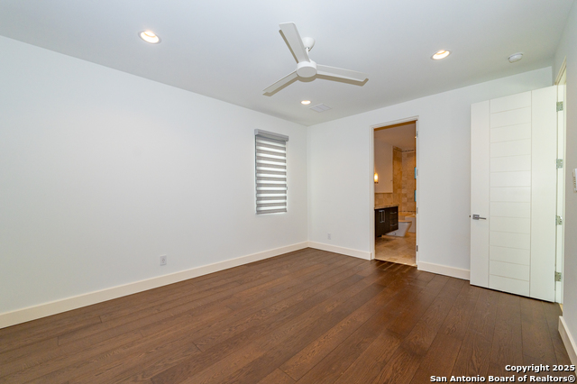 Image 21 of 30 For 100 Canterbury Hill