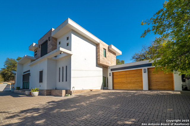 Image 25 of 30 For 100 Canterbury Hill