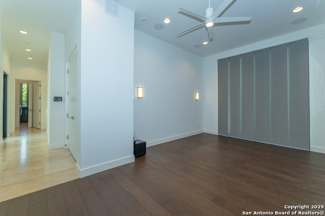 Image 27 of 30 For 100 Canterbury Hill