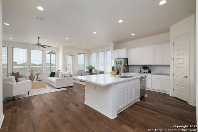 Image 17 of 39 For 552 Chinkapin