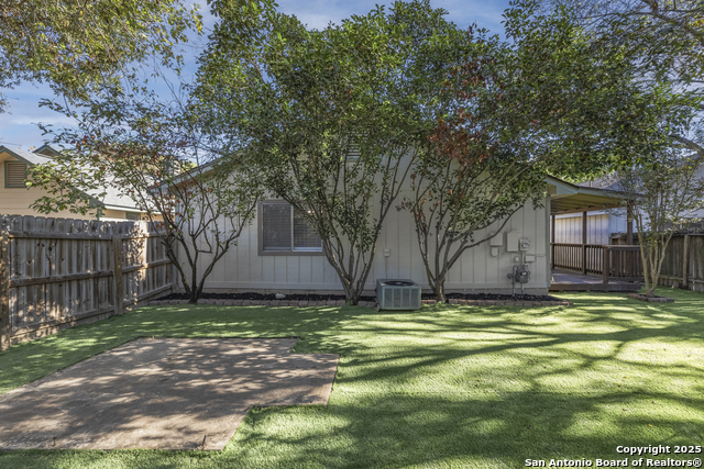 Image 25 of 27 For 15531 Knollglade