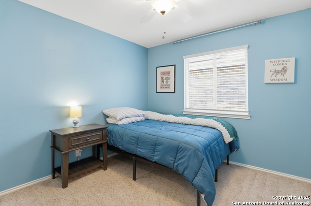 Image 24 of 38 For 11651 Foxford