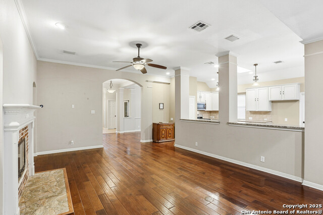 Image 12 of 38 For 527 Mesa Rdg