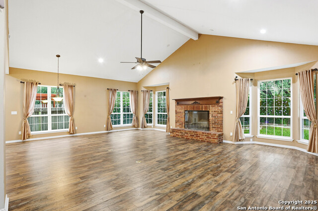 Image 22 of 38 For 527 Mesa Rdg