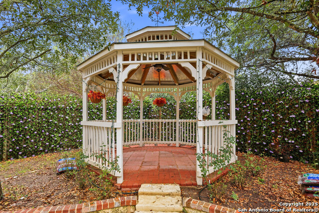 Image 30 of 38 For 527 Mesa Rdg