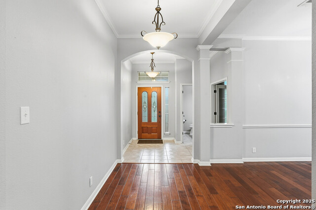 Image 7 of 38 For 527 Mesa Rdg