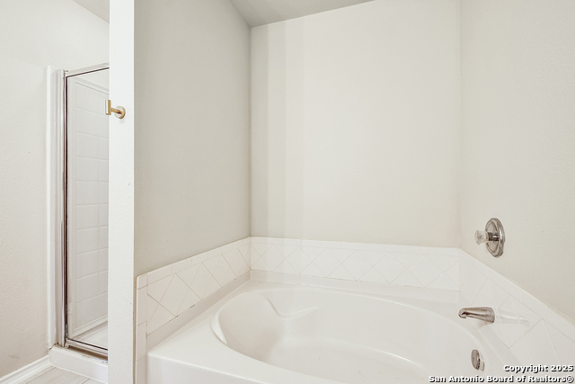 Image 24 of 30 For 13904 Bressani