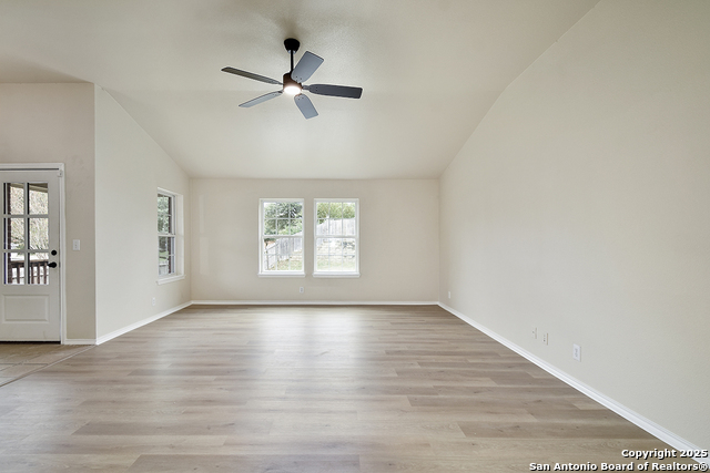 Image 6 of 30 For 13904 Bressani