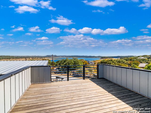 Image 44 of 62 For 629 Lake Island Drive