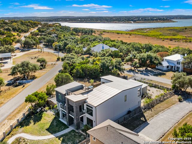 Image 50 of 62 For 629 Lake Island Drive