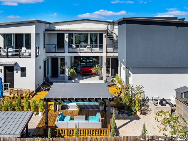 Image 51 of 62 For 629 Lake Island Drive