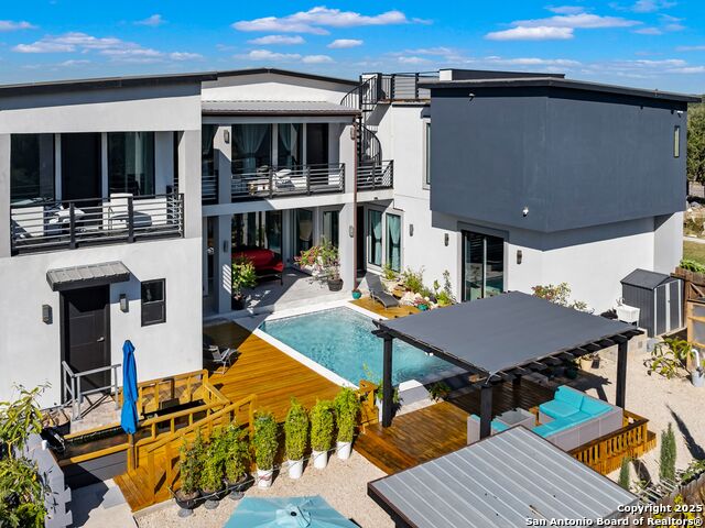 Image 52 of 62 For 629 Lake Island Drive