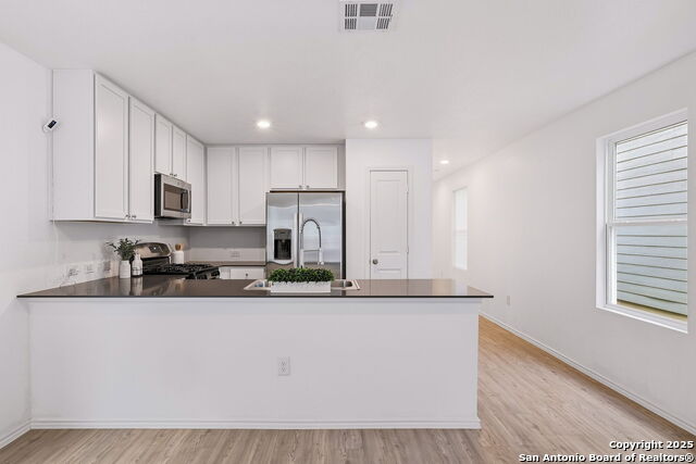 Image 11 of 25 For 7618 Aston Cross