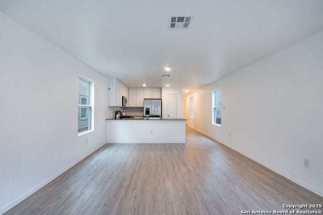 Image 15 of 25 For 7618 Aston Cross