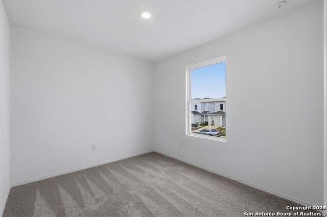 Image 17 of 25 For 7618 Aston Cross