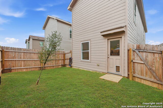 Image 24 of 25 For 7618 Aston Cross