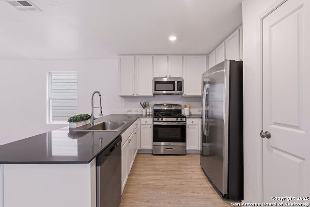 Image 8 of 25 For 7618 Aston Cross