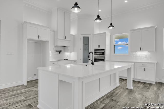 Image 10 of 47 For 162 Estates Dr