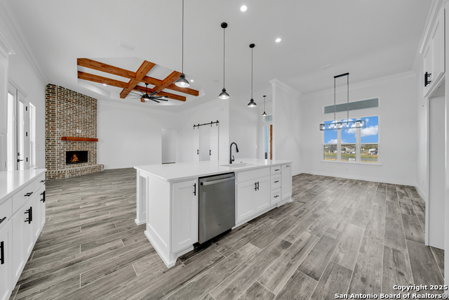 Image 14 of 47 For 162 Estates Dr