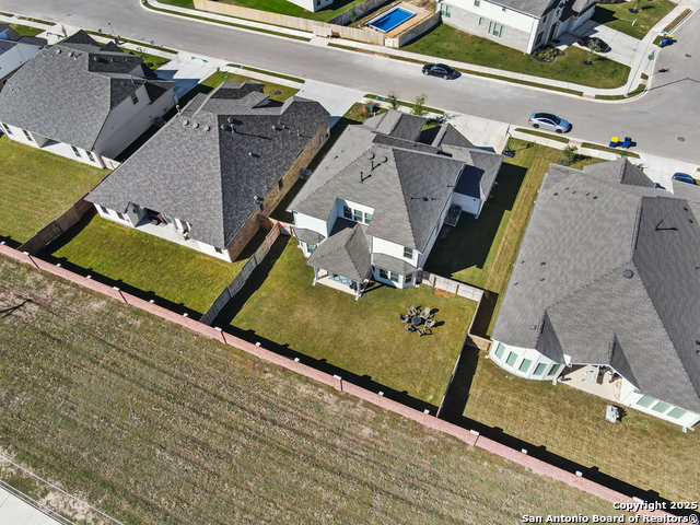 Image 7 of 37 For 315 Canton Chase