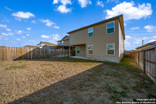 Image 32 of 34 For 13439 Whisper Crossing