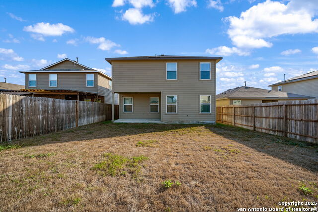 Image 33 of 34 For 13439 Whisper Crossing