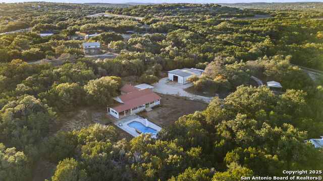 Image 2 of 50 For 4335 Mail Route