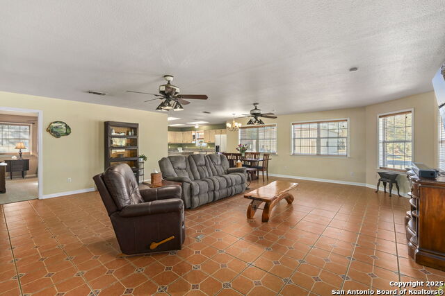 Image 8 of 50 For 4335 Mail Route