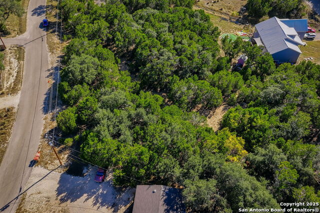 Listing photo id 2 for 354 Buck Run Pass