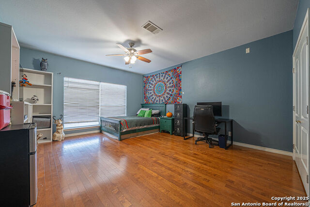 Image 16 of 50 For 19 Oak Mist