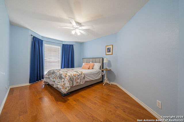 Image 19 of 50 For 19 Oak Mist