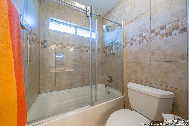 Image 25 of 50 For 19 Oak Mist