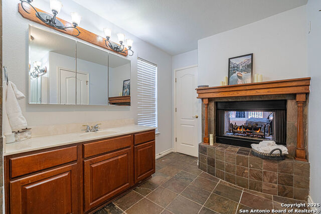 Image 30 of 50 For 19 Oak Mist