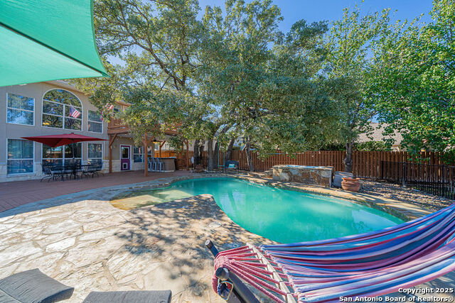 Image 41 of 50 For 19 Oak Mist