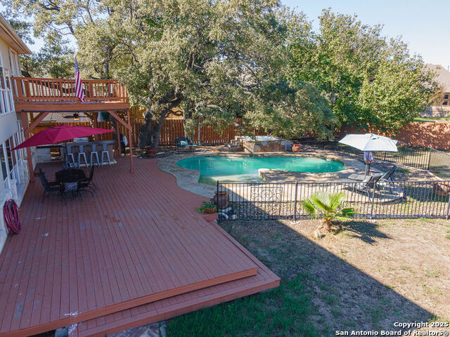 Image 45 of 50 For 19 Oak Mist