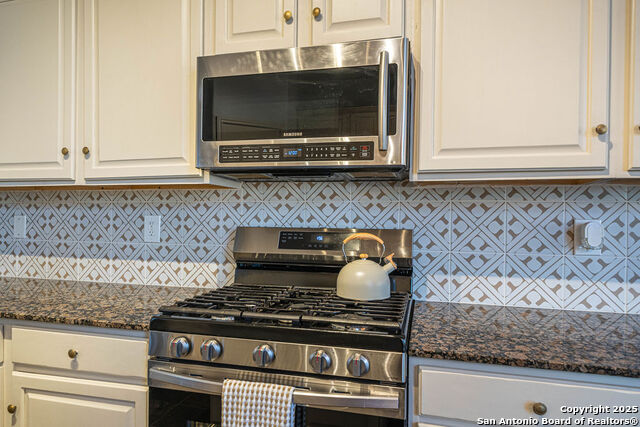 Image 6 of 50 For 19 Oak Mist