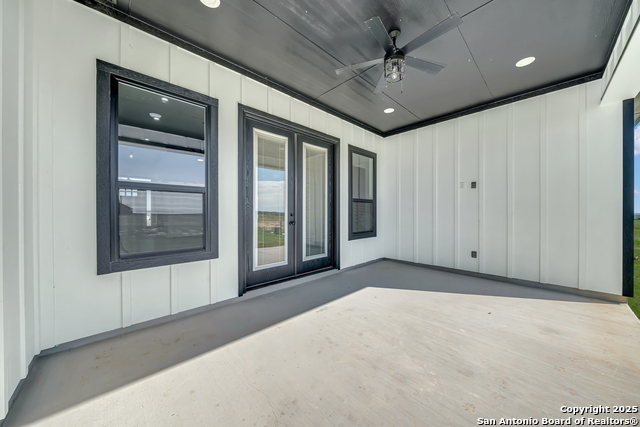 Image 43 of 47 For 158 Estates Dr