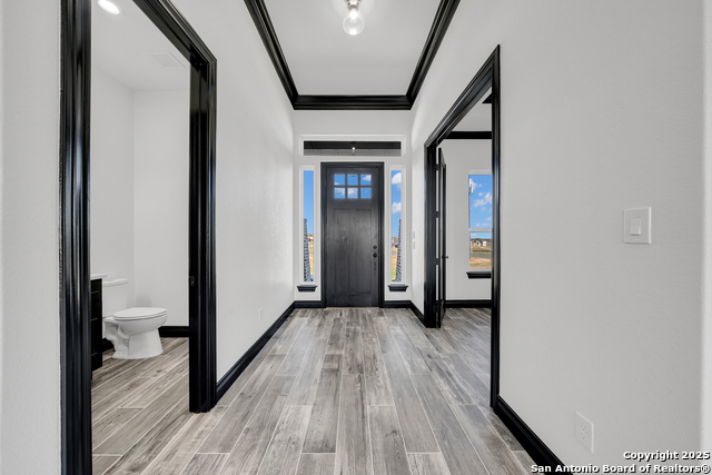 Image 6 of 47 For 158 Estates Dr