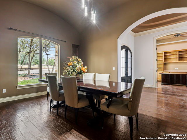 Image 10 of 77 For 1188 River Chase