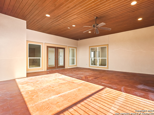 Image 55 of 77 For 1188 River Chase