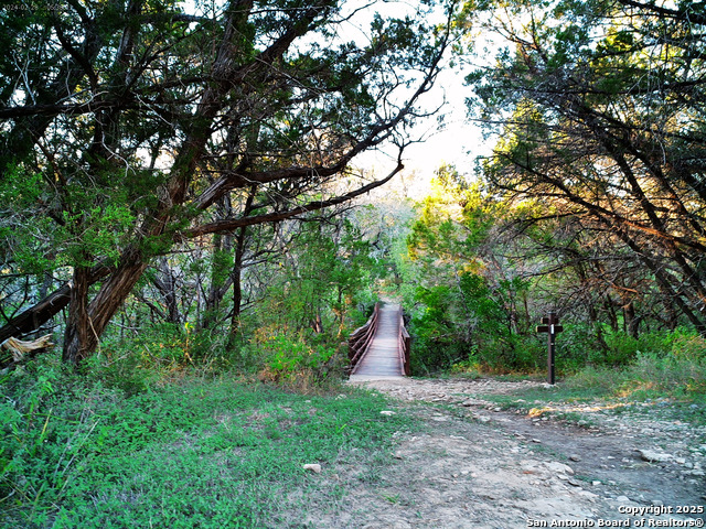 Image 76 of 77 For 1188 River Chase