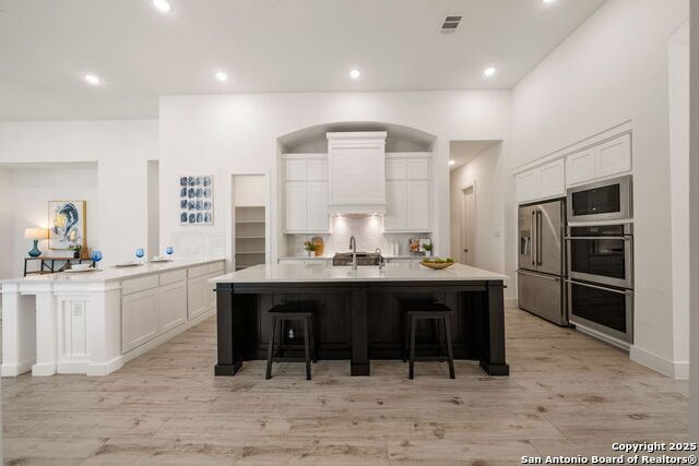 Image 13 of 72 For 220 Corazon  