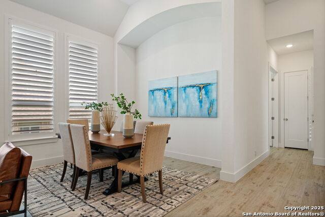 Image 19 of 72 For 220 Corazon  