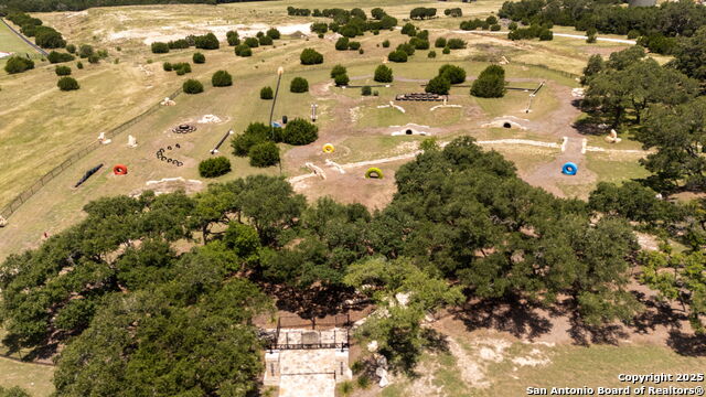 Image 57 of 72 For 220 Corazon  