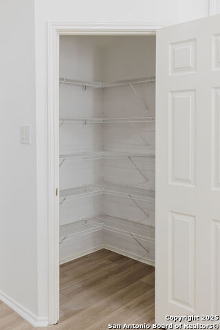 Image 10 of 44 For 8347 Piney Wood