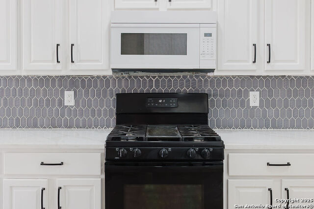 Image 14 of 44 For 8347 Piney Wood